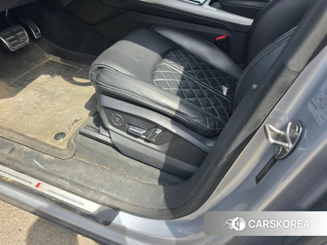 Audi Q8 (4M) id 3935542 из Кореи 12