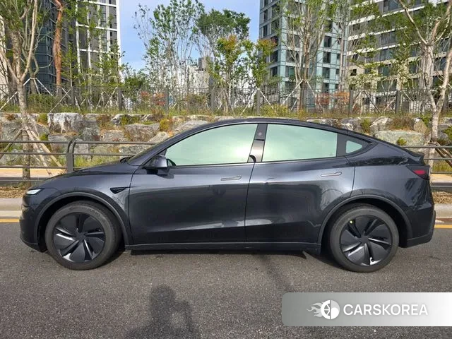 Tesla Model Y id 3476550 из Кореи 16