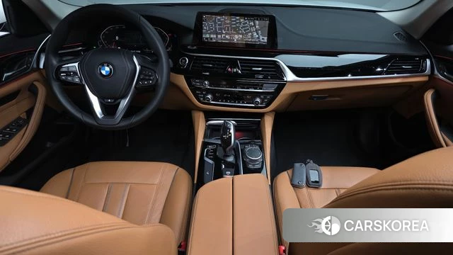 BMW 5 Series (G30) id 4573914 из Кореи 30
