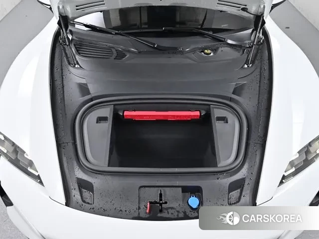 Porsche Taycan id 3377122 из Кореи 16