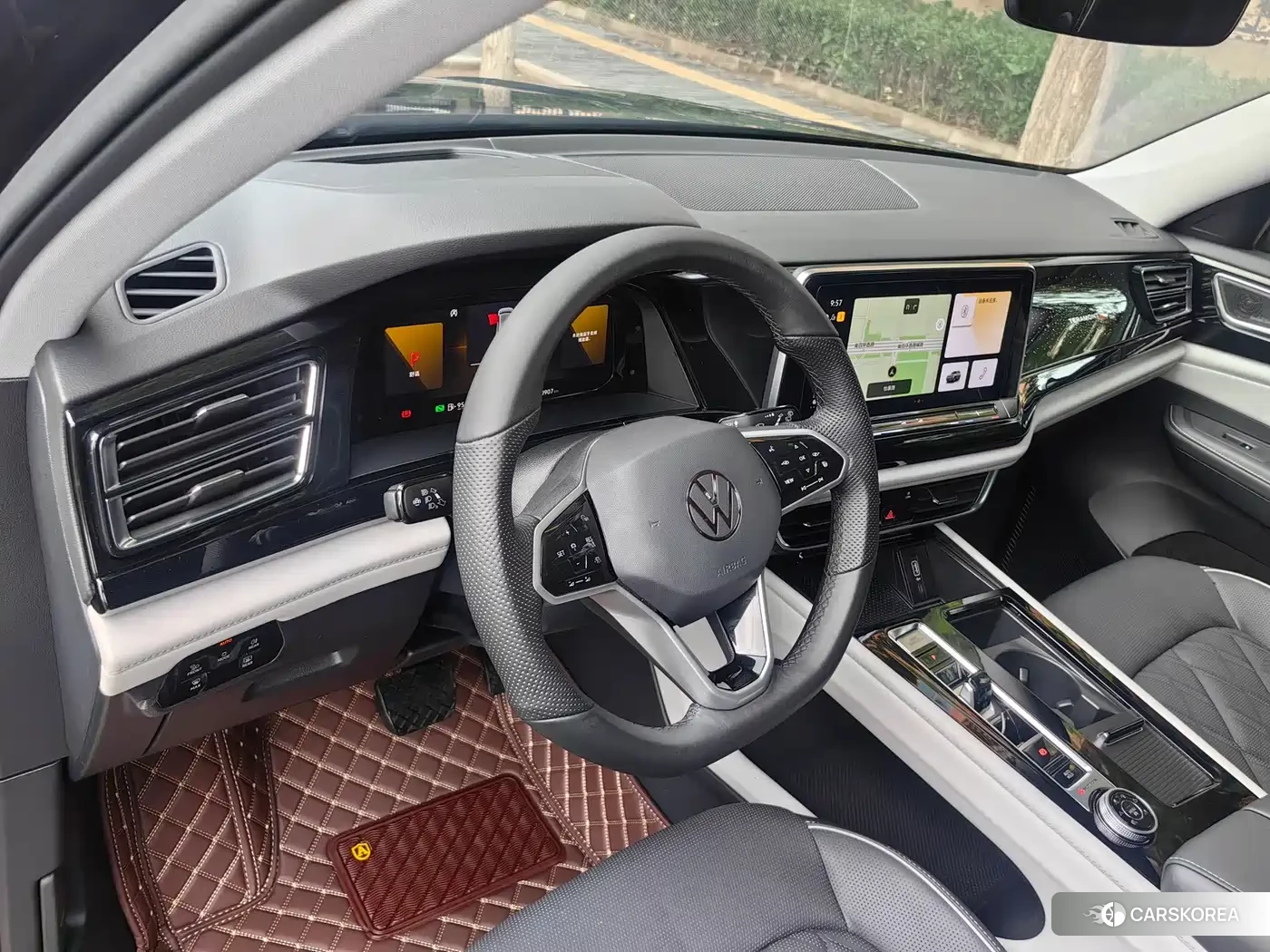 Volkswagen Touareg id 4634851 из Китая 28