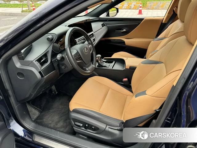 Lexus ES id 4278898 из Китая 20