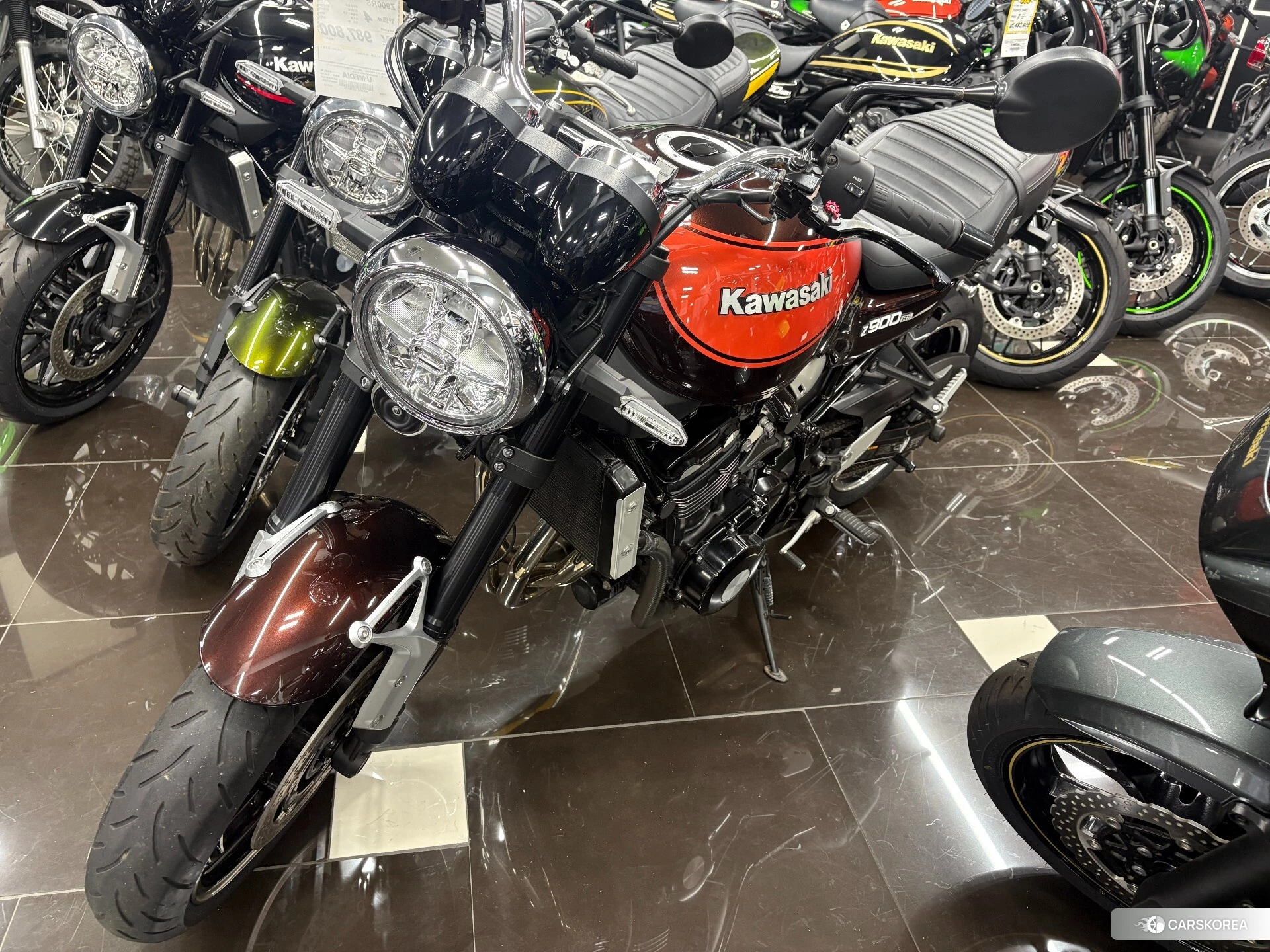 Kawasaki Z900RS id 4374263 из Японии 6