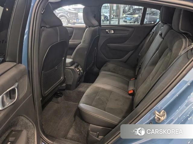Volvo C40 EV id 4222318 из Китая 8