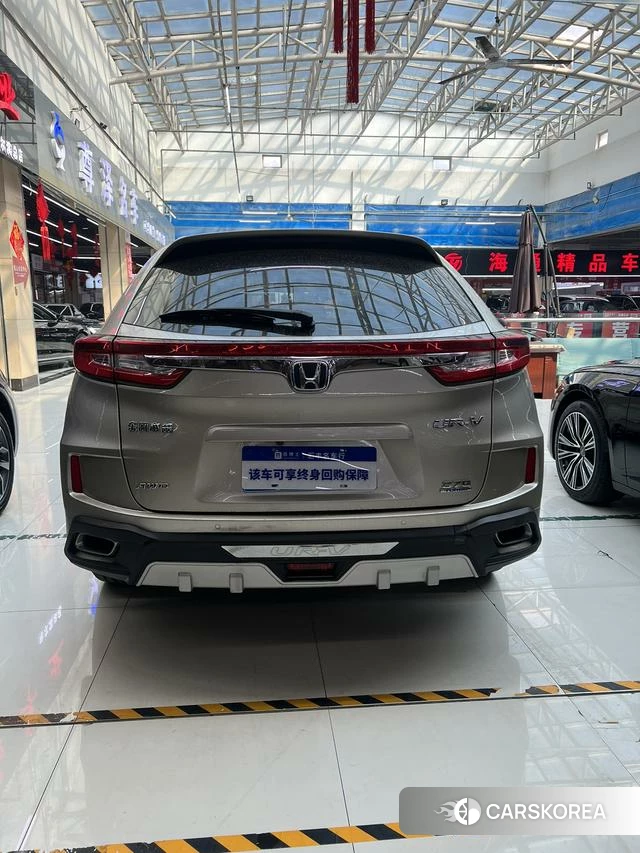 Honda UR-V 2018 Шампань из Китая, фото 6