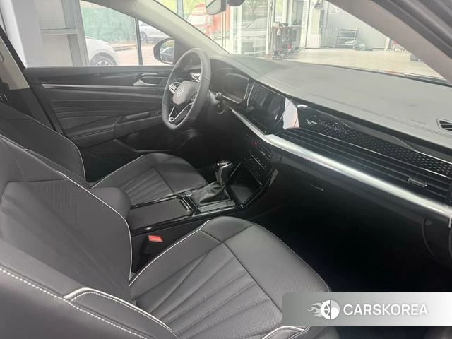 Volkswagen Passat id 4240483 из Китая 14