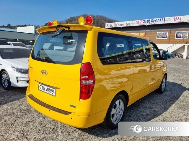 Hyundai The New Grand Starex id 3703822 из Кореи 16