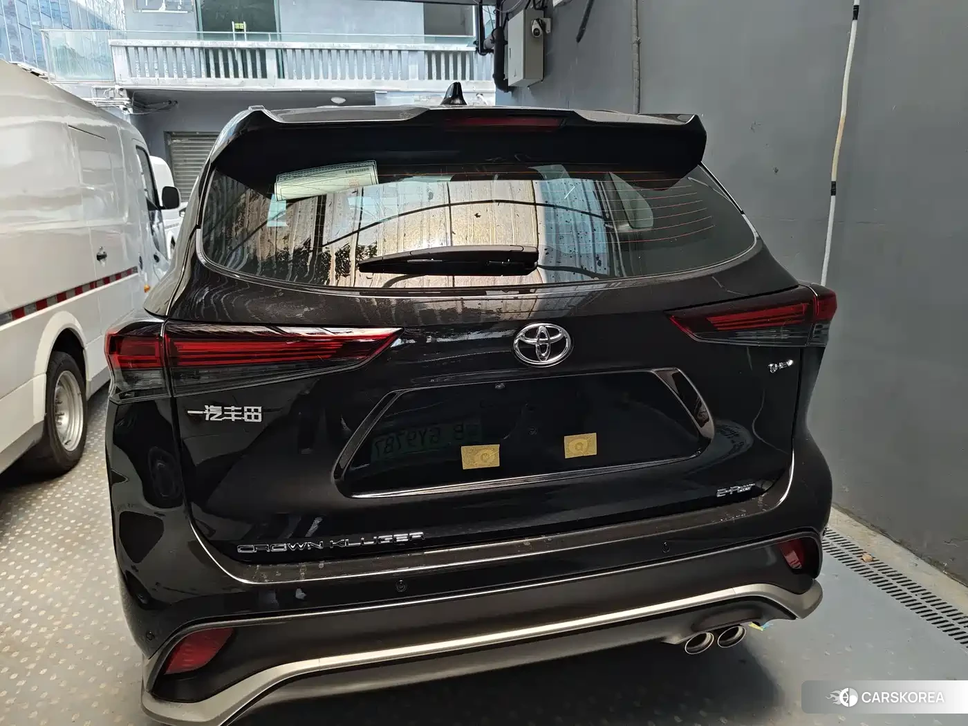 Toyota Crown Lufang 2026 Черный из Китая, фото 6