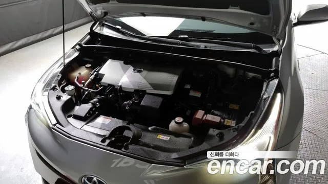 Toyota Prius 4th Generation id 2455047 из Кореи 16