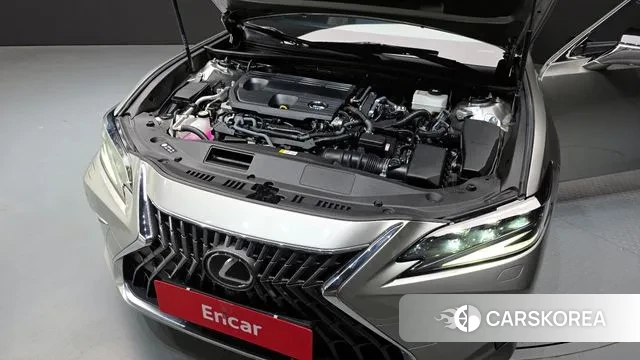 Lexus ES300h 7th generation id 3011226 из Кореи 16