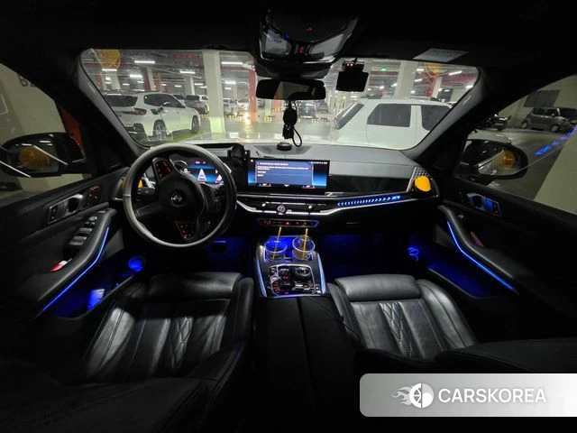 BMW X7 (G07) 2023 Белый из Кореи, фото 6