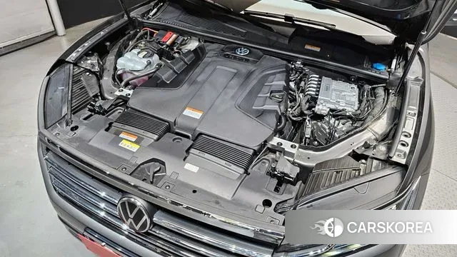 Volkswagen Touareg 3rd generation id 3497223 из Кореи 16