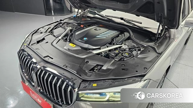 BMW 7 Series (G11) id 4350709 из Кореи 31