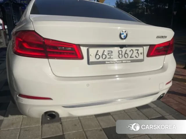 BMW 5 Series (G30) id 3757519 из Кореи 10