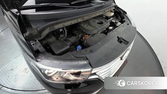 Hyundai The New Grand Starex id 4417041 из Кореи 16