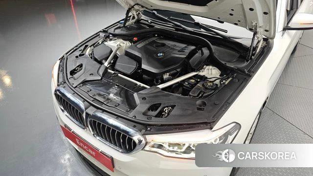 BMW 5 Series (G30) id 4483239 из Кореи 28