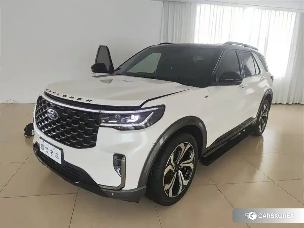 Ford Explorer 2022 Белый из Китая, фото 6