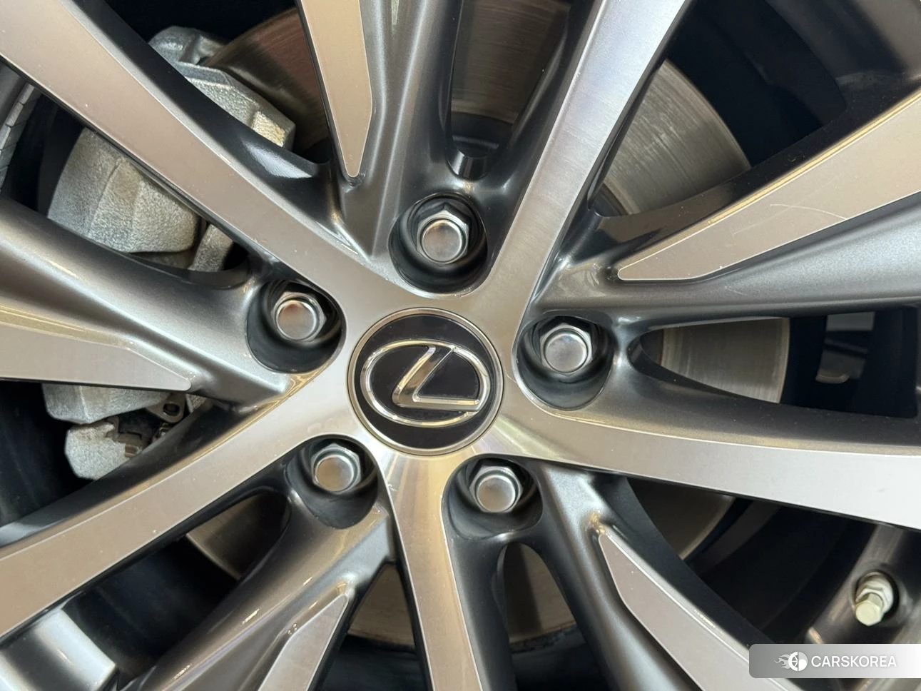 Lexus ES id 4499081 из Китая 22