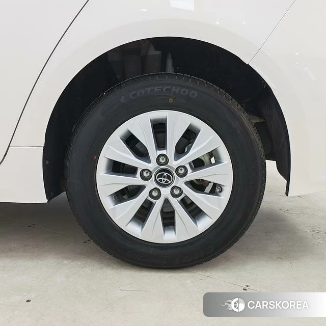Toyota Corolla id 4298214 из Китая 13
