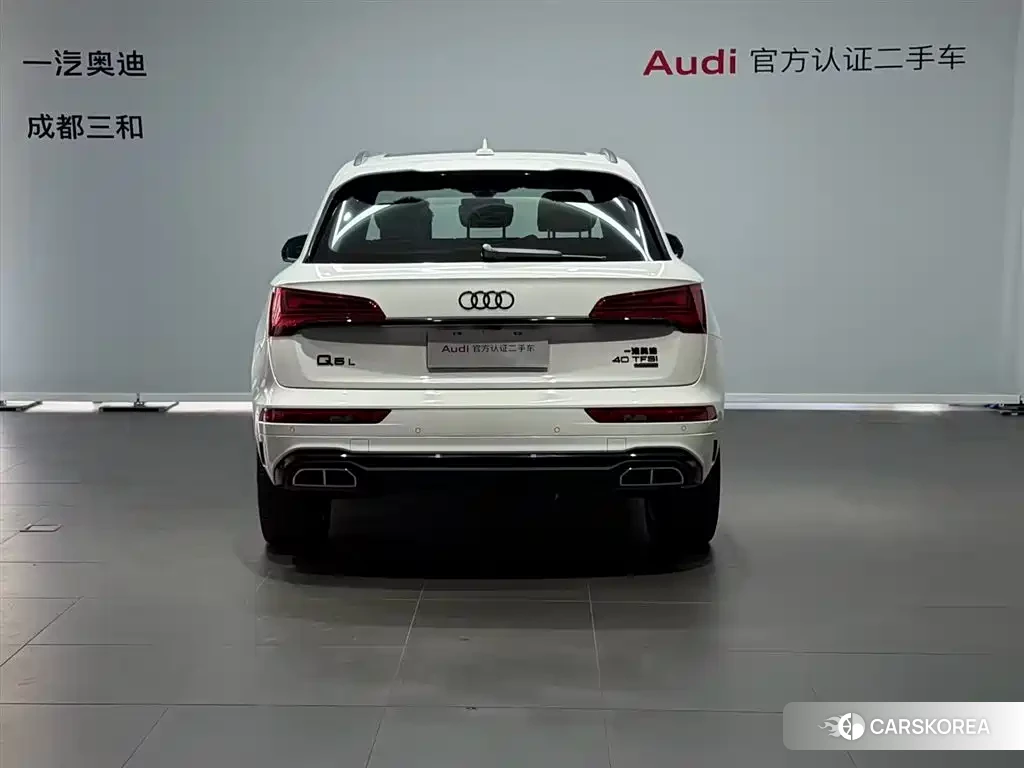 Audi Q5L id 4644696 из Китая 11