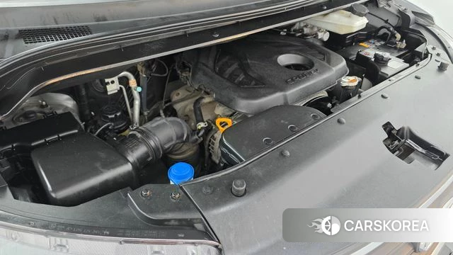 Hyundai The New Grand Starex id 4574646 из Кореи 16
