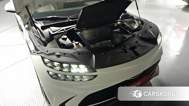 Genesis GV60 id 3953976 из Кореи 16