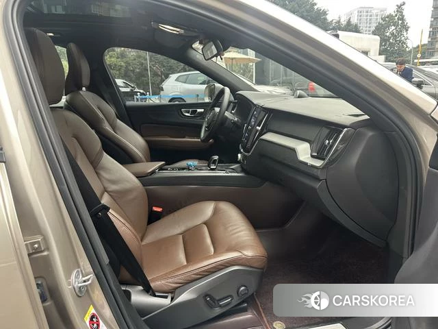 Volvo XC60 id 4234812 из Китая 18