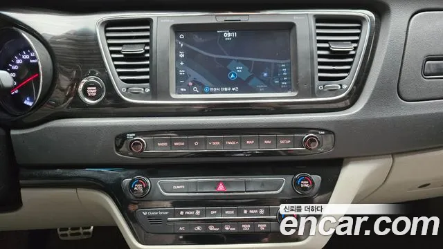 Kia The New Carnival id 2765397 из Кореи 16