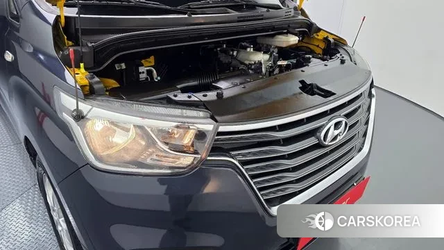 Hyundai The New Grand Starex id 3526103 из Кореи 16