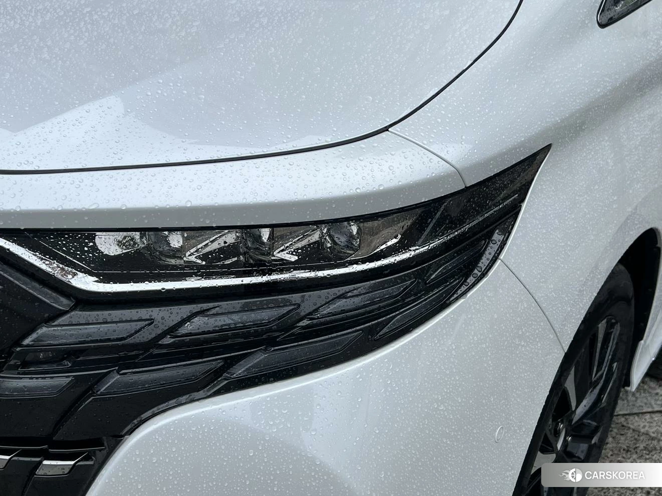 Toyota Elfa id 4479424 из Китая 23