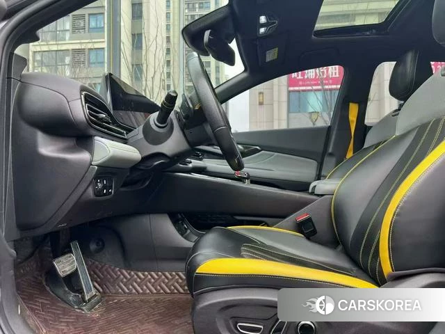 GAC Trumpchi Shadow Leopard 2023 Темно-серый из Китая, фото 6