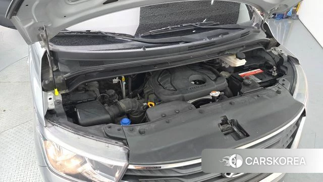 Hyundai The New Grand Starex id 4536420 из Кореи 16
