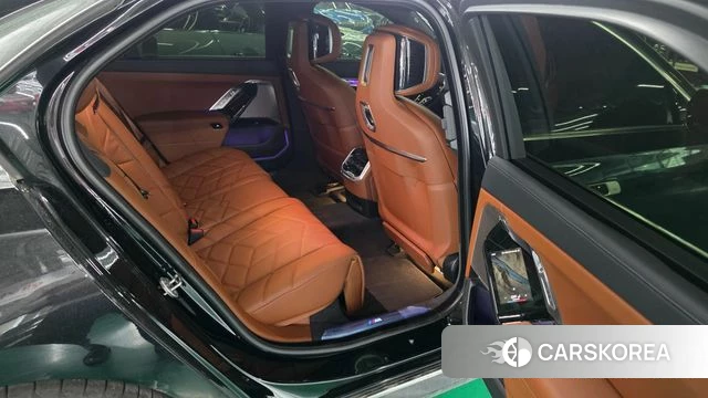 BMW 7 Series (G70) 2024 Черный из Кореи, фото 6