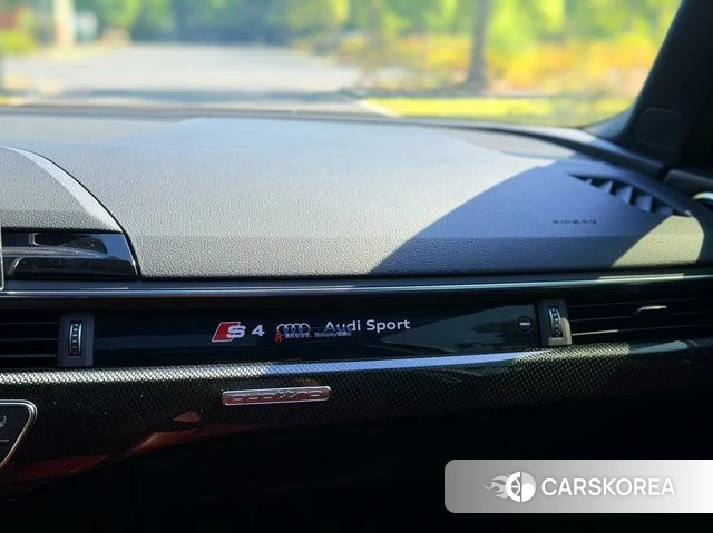 Audi S4 id 4341932 из Китая 14