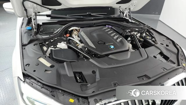 BMW 7 Series (G11) id 3935264 из Кореи 16