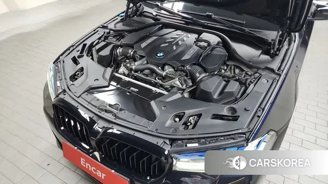 BMW 5 Series (G30) id 2939224 из Кореи 16