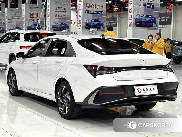 Hyundai Elantra id 4263444 из Китая 10