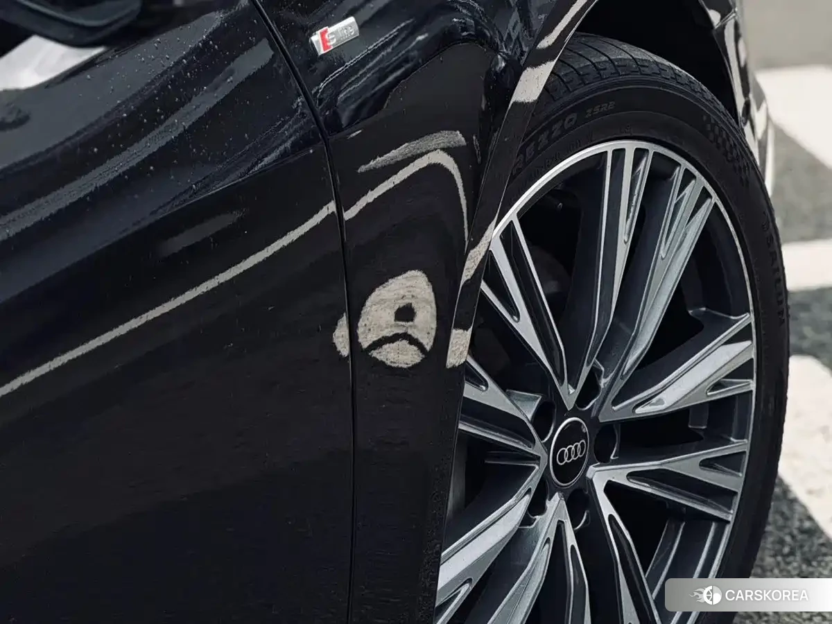 Audi A6L id 4601028 из Китая 10