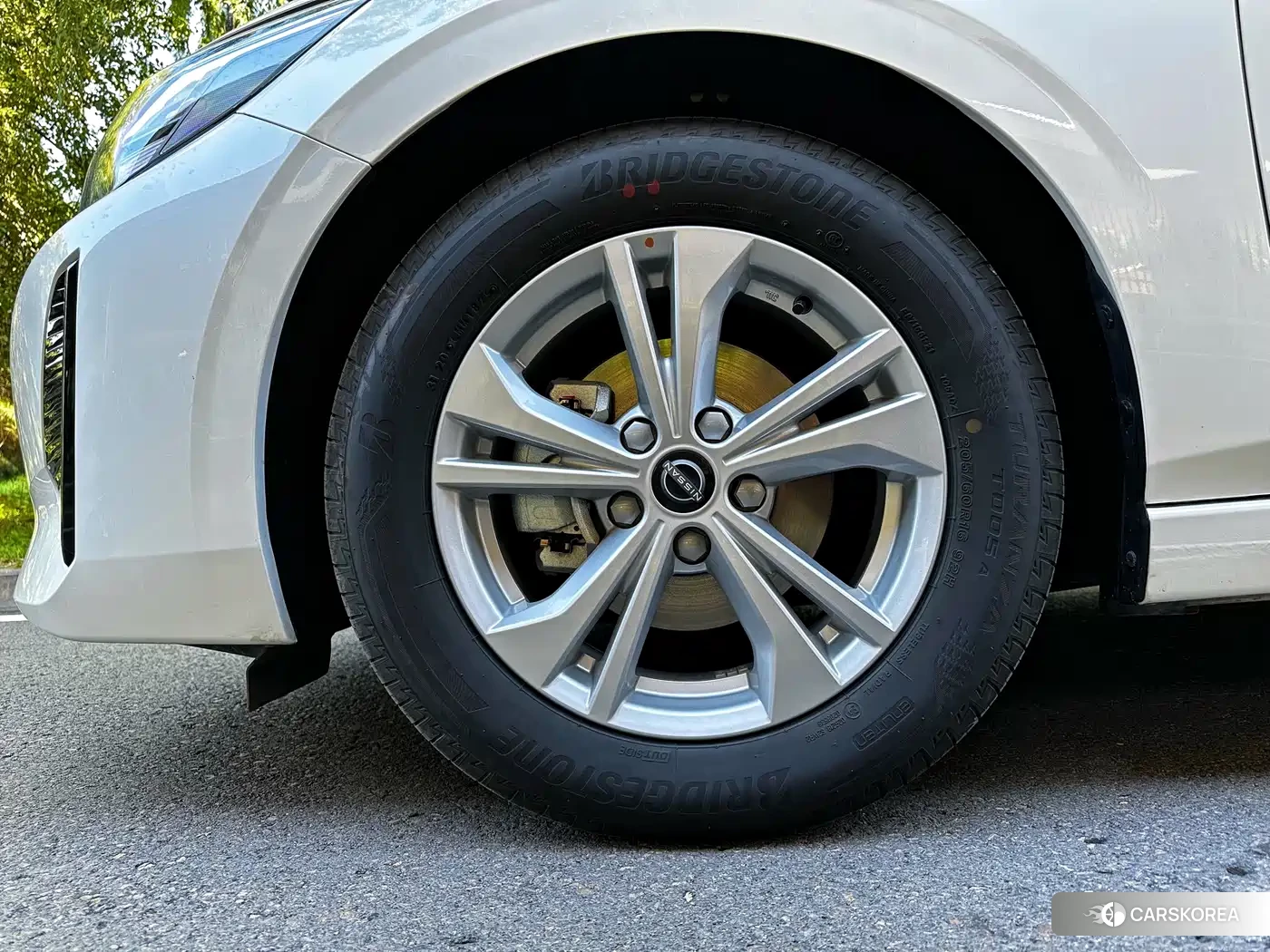 Nissan Xuan Yi id 4515386 из Китая 14