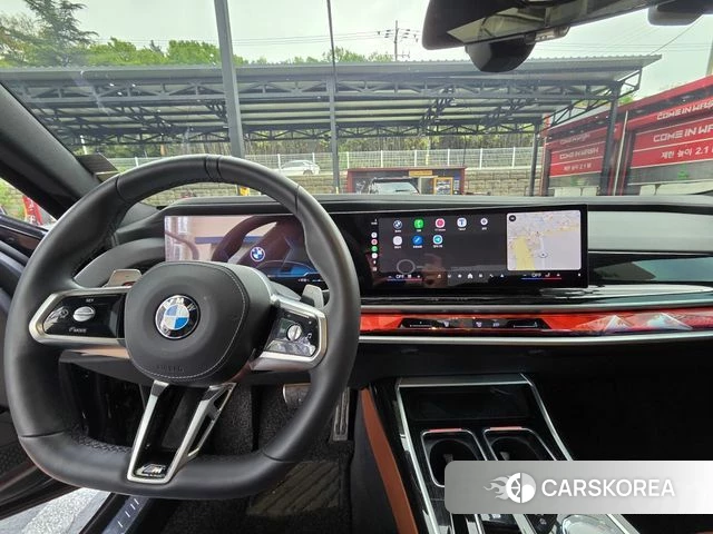 BMW 7 Series (G70) 2025 Черный из Кореи, фото 6