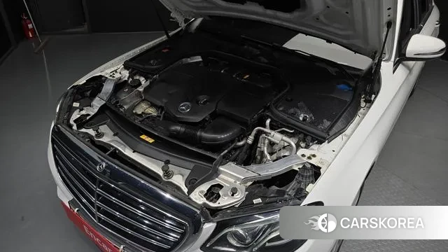 Mercedes-Benz E-Class W213 id 3009350 из Кореи 16