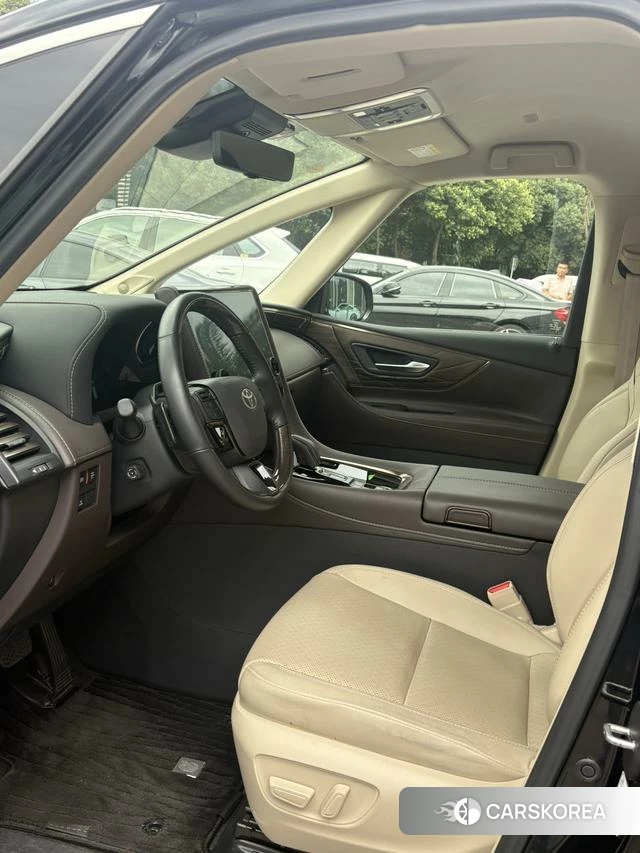 Toyota Elfa id 4290990 из Китая 7