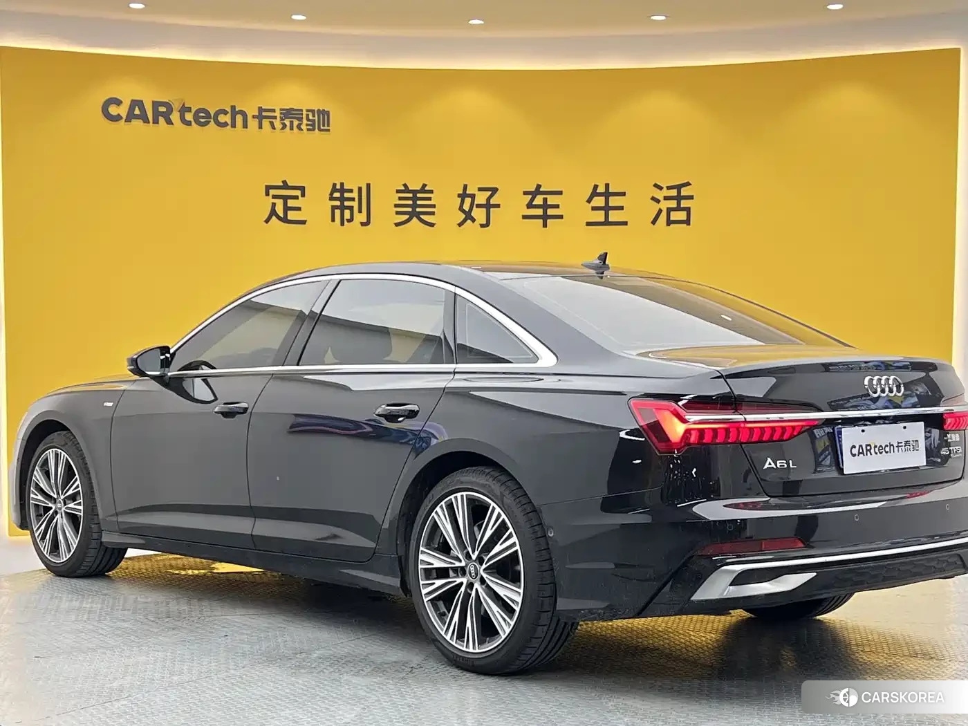 Audi A6L id 4583696 из Китая 23