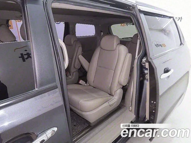 Kia All New Carnival id 2719467 из Кореи 16