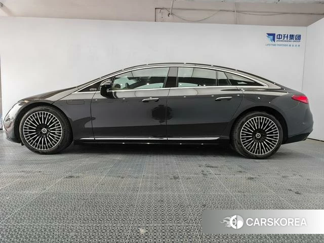 Mercedes-Benz EQS id 4219989 из Китая 18
