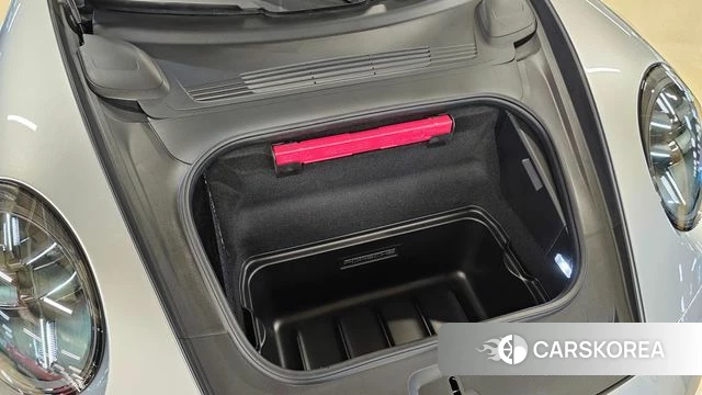 Porsche 911(992) id 4897811 из Кореи 16