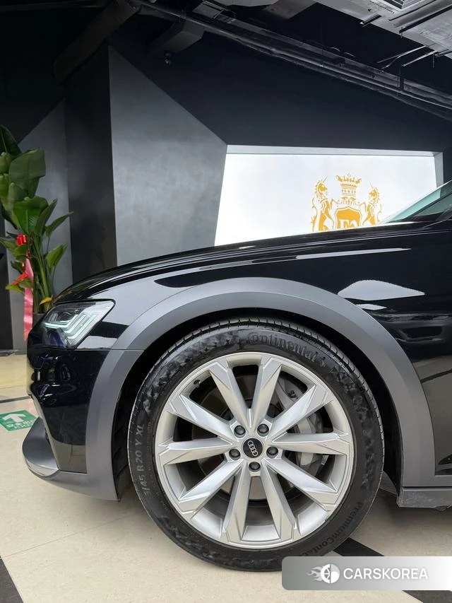 Audi A6 (import) 2023 Черный из Китая, фото 6