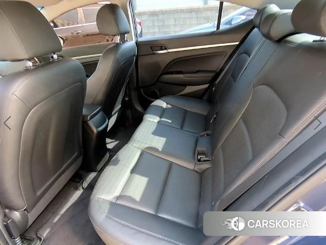 Hyundai Avante AD id 3861773 из Кореи 14