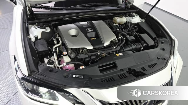 Lexus ES300h 7th generation id 4732016 из Кореи 16