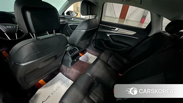 Audi A6L id 4207623 из Китая 14